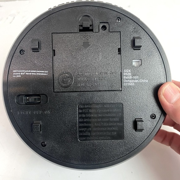 Beetlejuice Led Rotating Shadow Light Projector - Picture 5 of 6